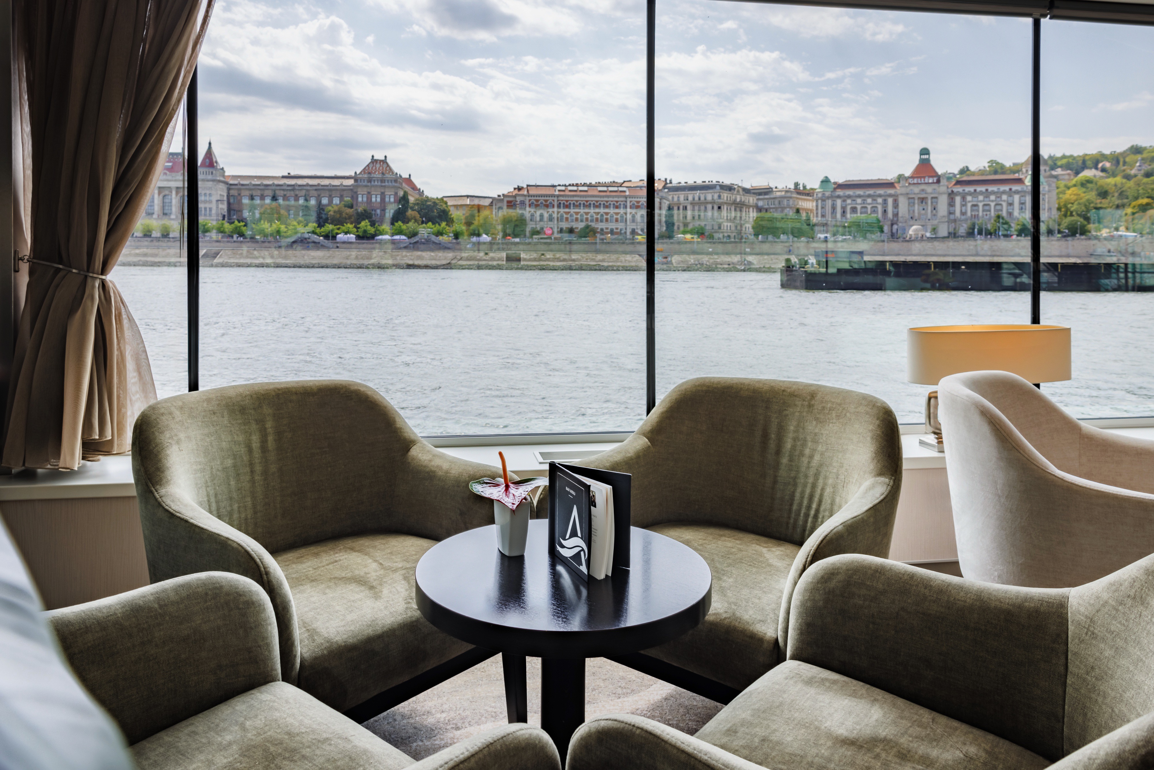 Avalon Impression - Panorama Lounge